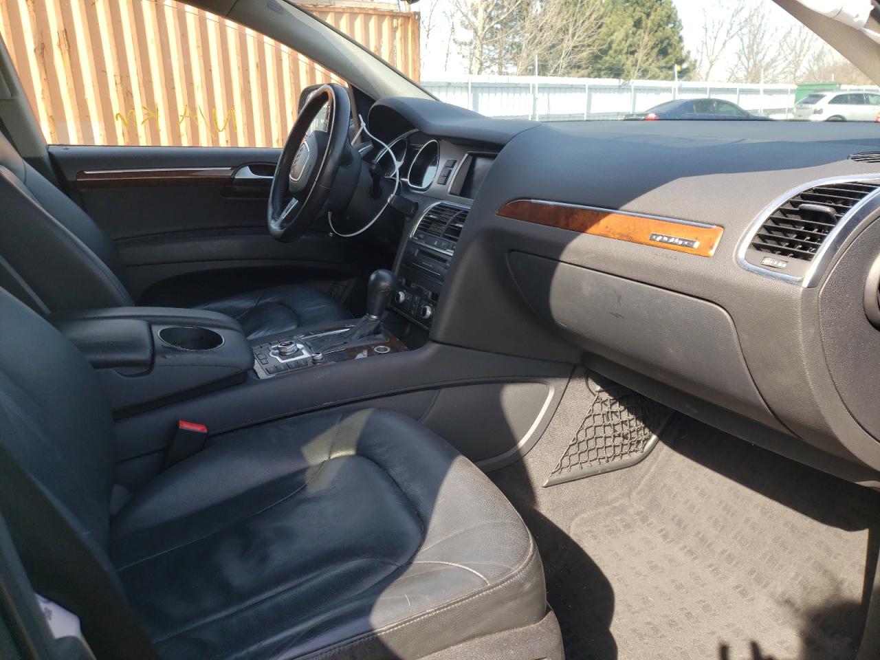 Photo 5 from auction – 2011 AUDI Q7 PREMIUM with VIN WA1LMCFE5BD007635
