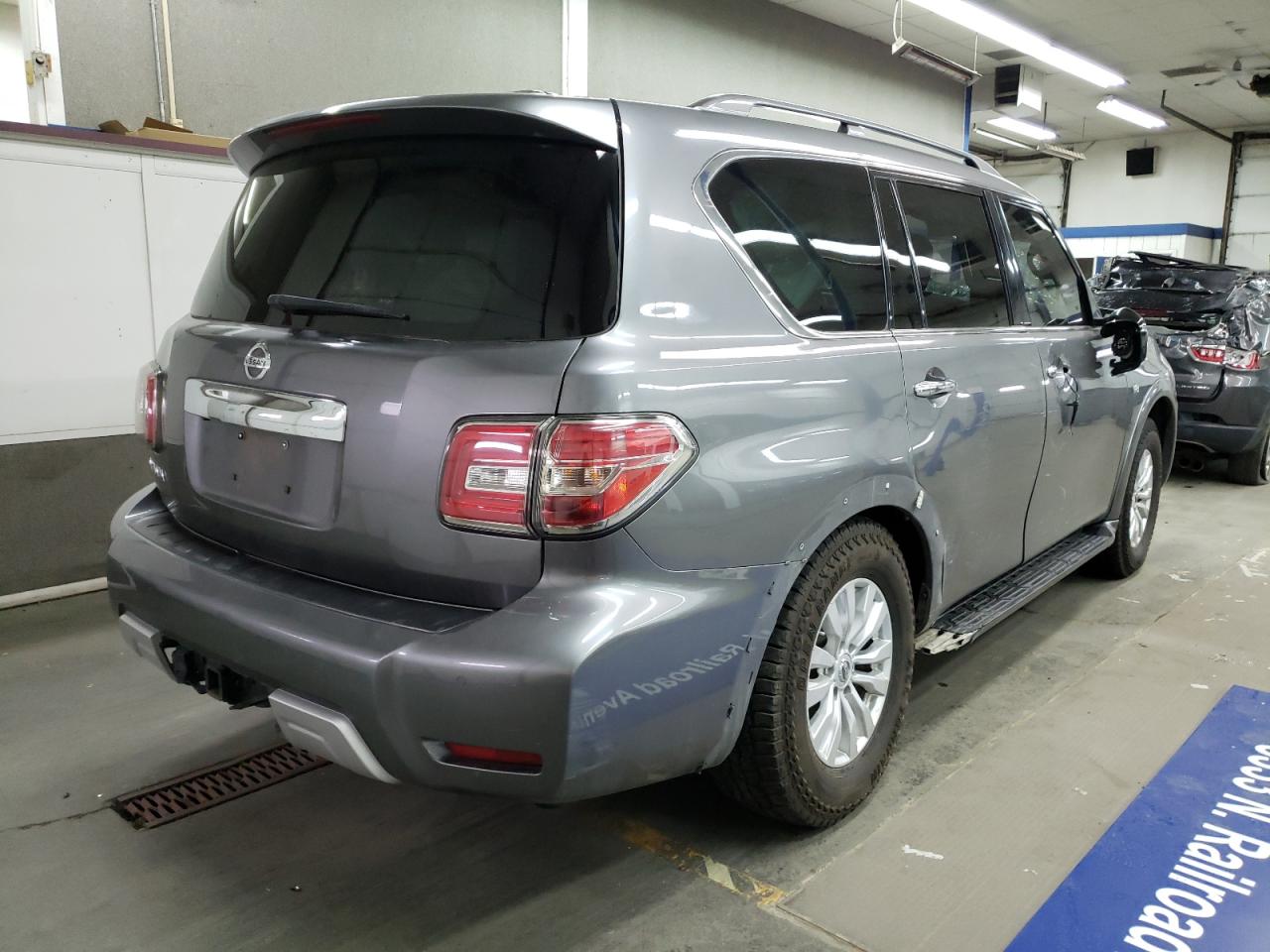 Photo 4 from auction – 2018 NISSAN ARMADA SV with VIN JN8AY2NC2JX500802