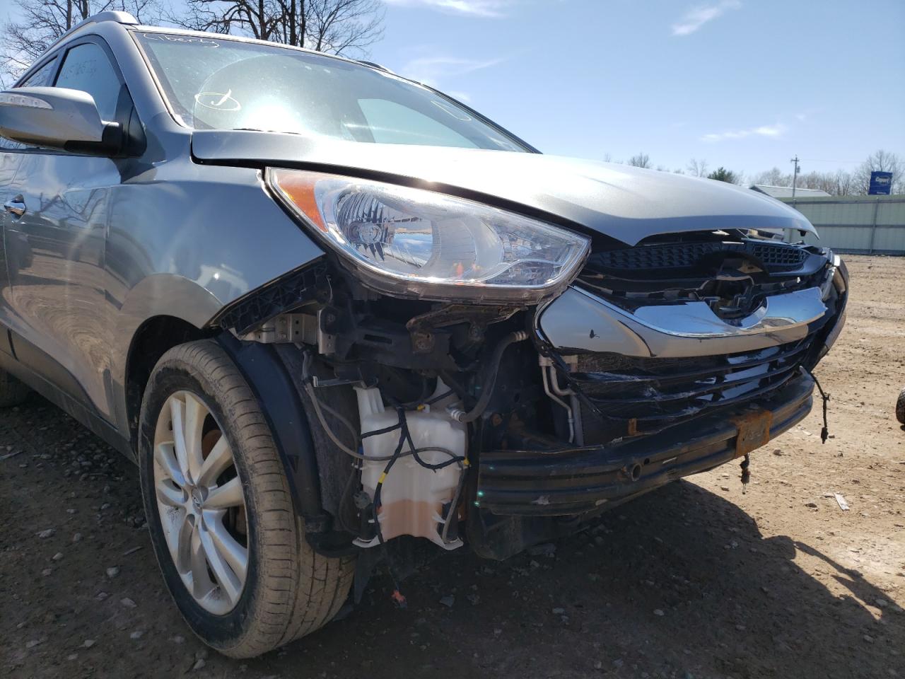 Photo 9 from auction – 2012 HYUNDAI TUCSON GLS with VIN KM8JUCAC4CU370282