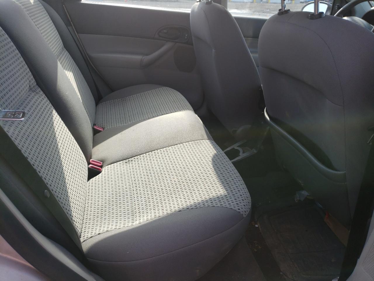 Photo 6 from auction – 2007 FORD FOCUS ZX4 with VIN 1FAFP34N67W330168