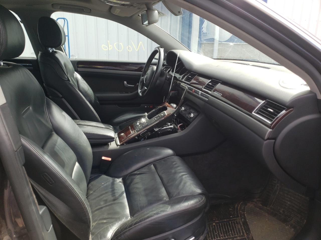 Photo 5 from auction – 2005 AUDI A8 4.2 QUA with VIN WAULL44E05N007104