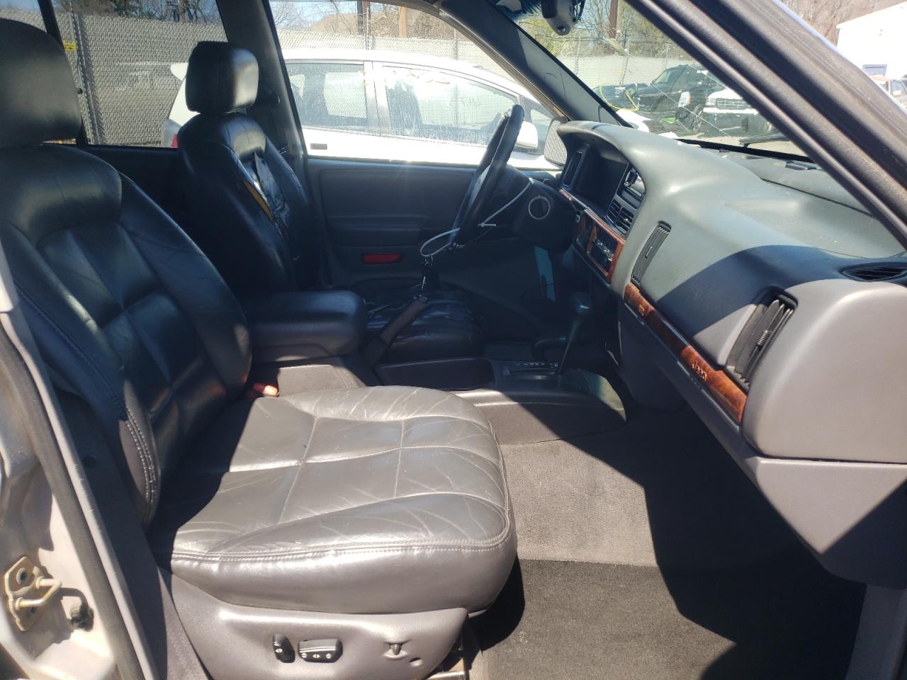 Photo 5 from auction – 1997 JEEP GRAND CHER with VIN 1J4GZ58Y2VC537657