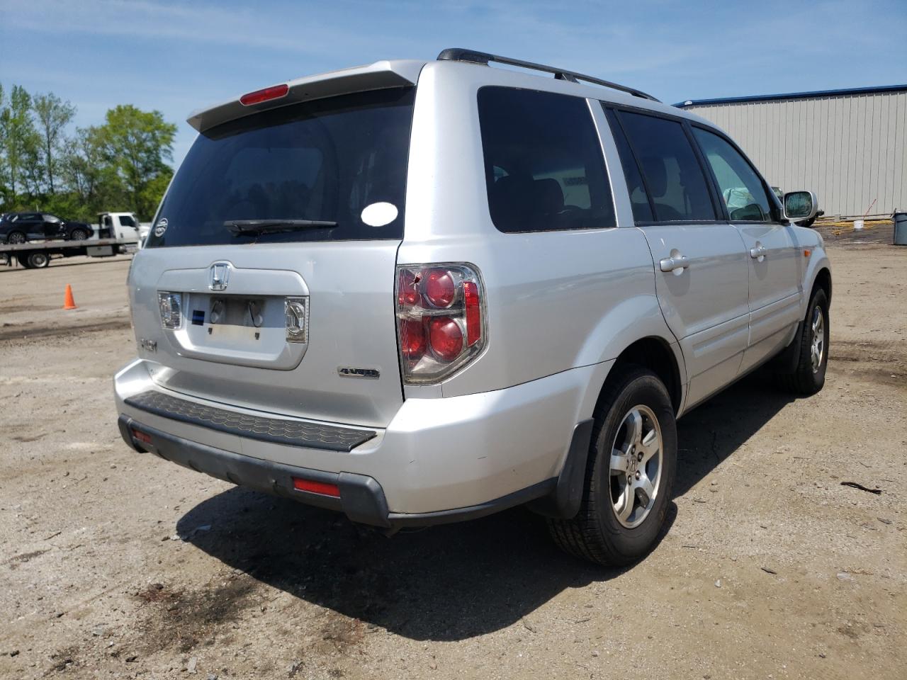 Photo 4 from auction – 2006 HONDA PILOT EX with VIN 5FNYF18536B018431