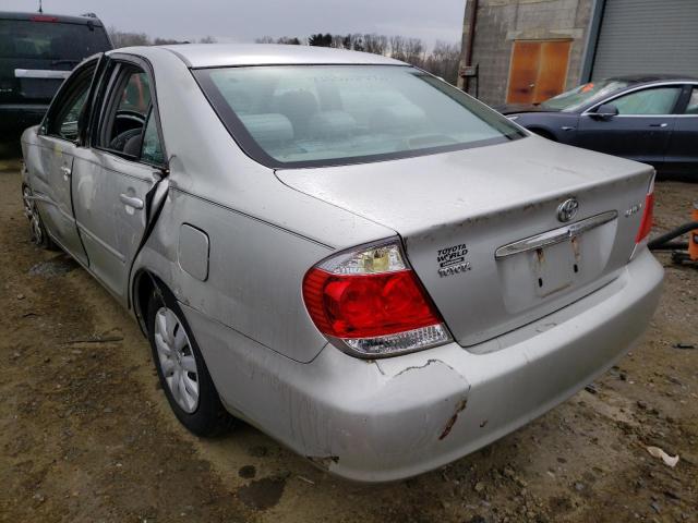 Photo 3 from auction – 2005 TOYOTA CAMRY LE with VIN 4T1BE32K15U993045