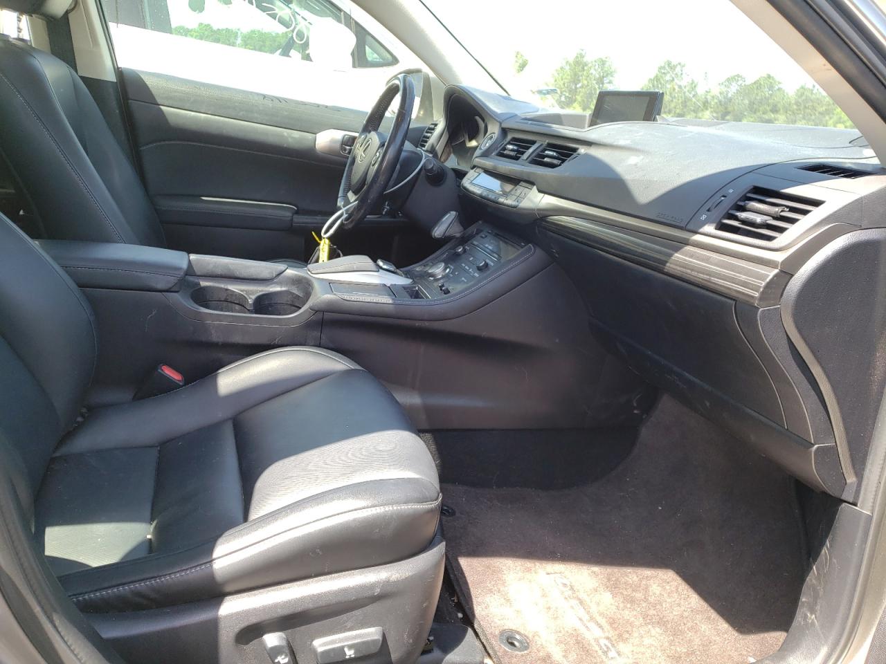 Photo 5 from auction – 2017 LEXUS CT 200 with VIN JTHKD5BH1H2301985