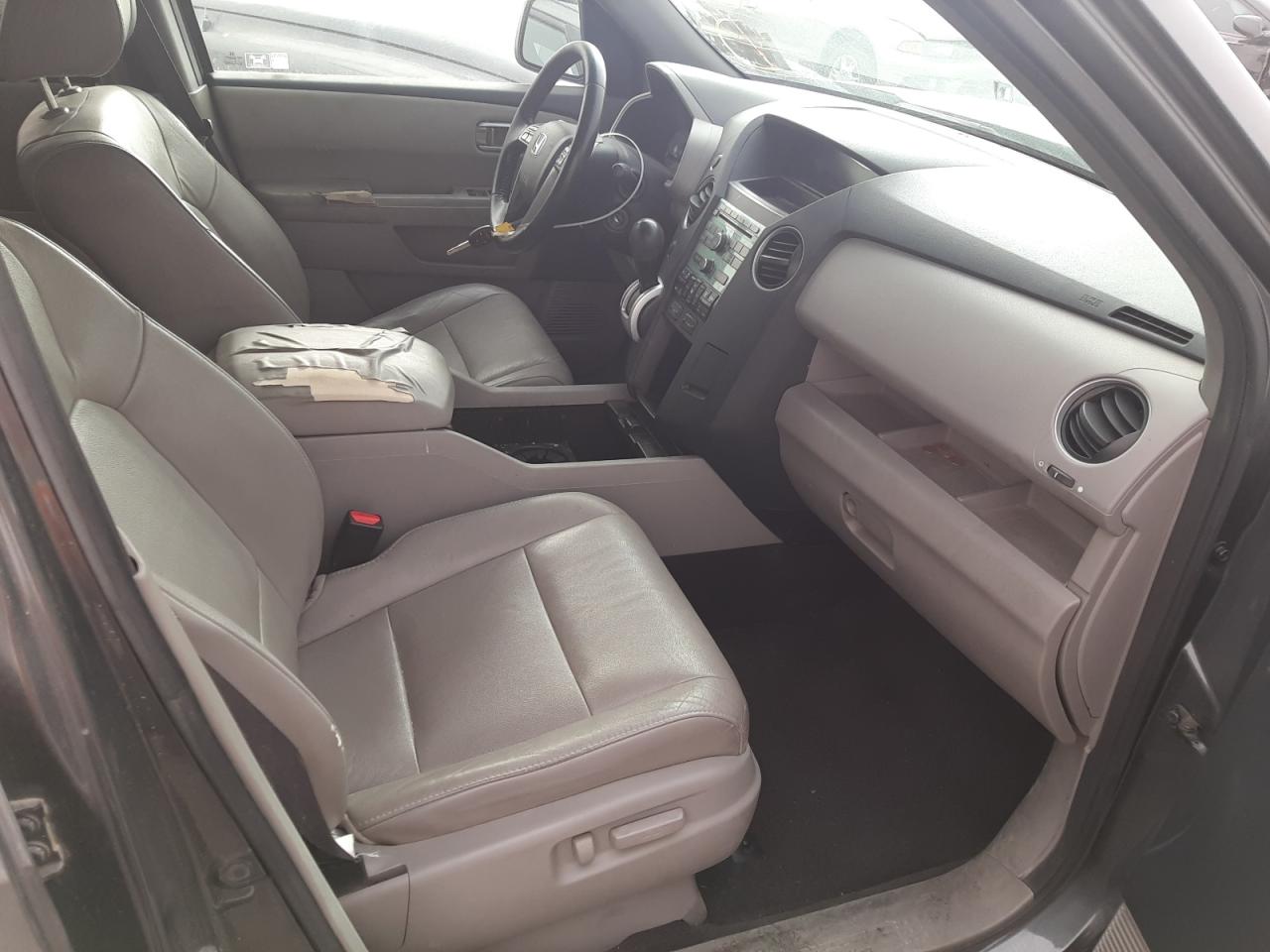 Photo 5 from auction – 2010 HONDA PILOT EXL with VIN 5FNYF4H54AB040920