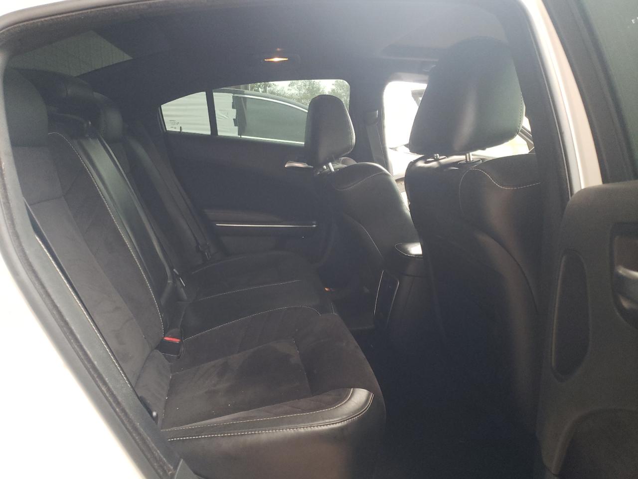 Photo 6 from auction – 2018 DODGE CHARGER SR with VIN 2C3CDXEJ8JH185895