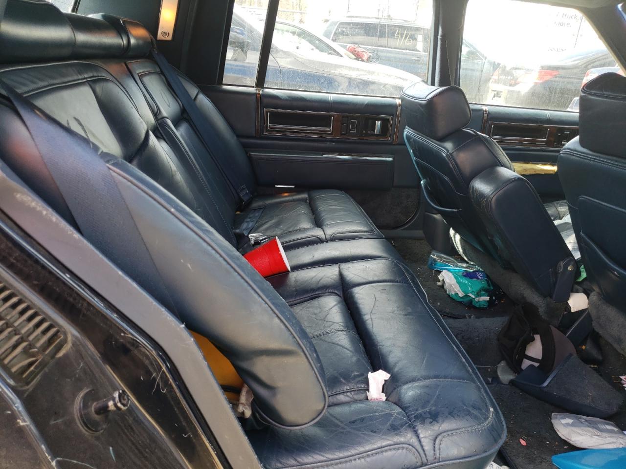 Photo 6 from auction – 1989 CADILLAC DEVILLE with VIN 1G6CD5157K4354461