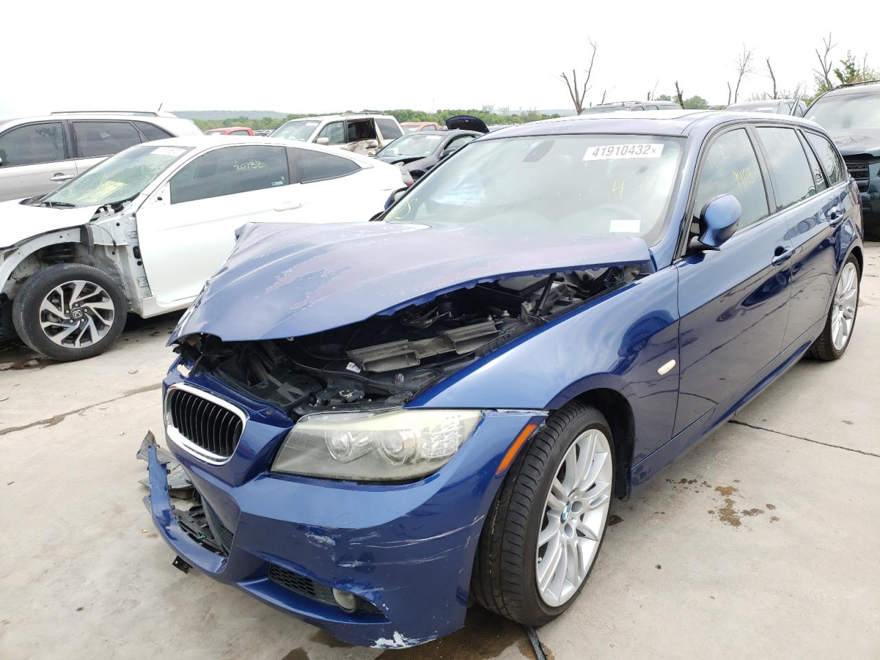 Photo 2 from auction – 2011 BMW 328 I with VIN WBAUT9C5XBA189884
