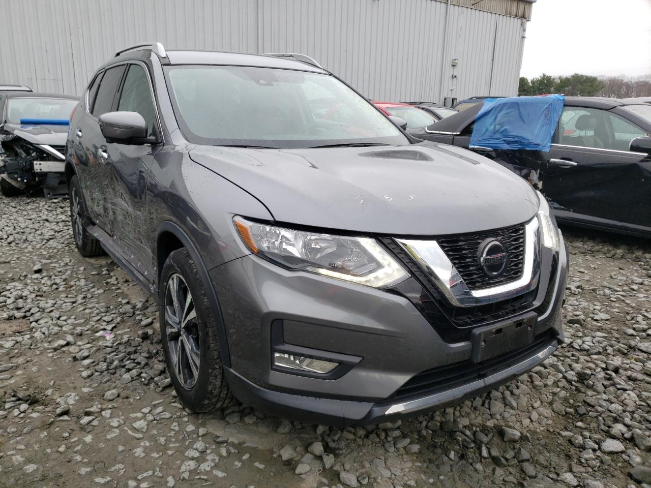 NISSAN ROGUE S 2018 with VIN 5N1AT2MVXJC744116 - Photo from auction