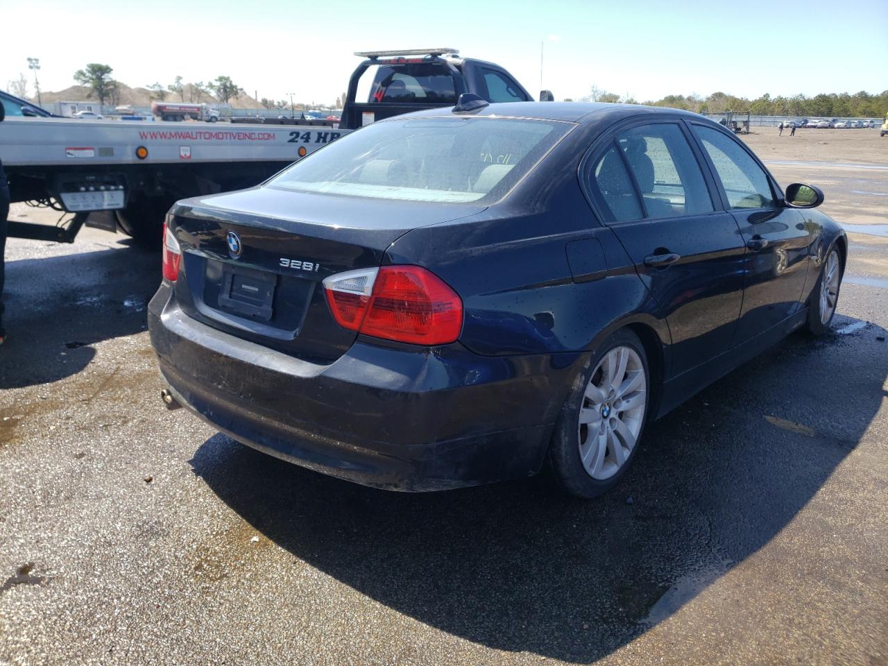 Photo 4 from auction – 2007 BMW 328 I with VIN WBAVA335X7PV66662