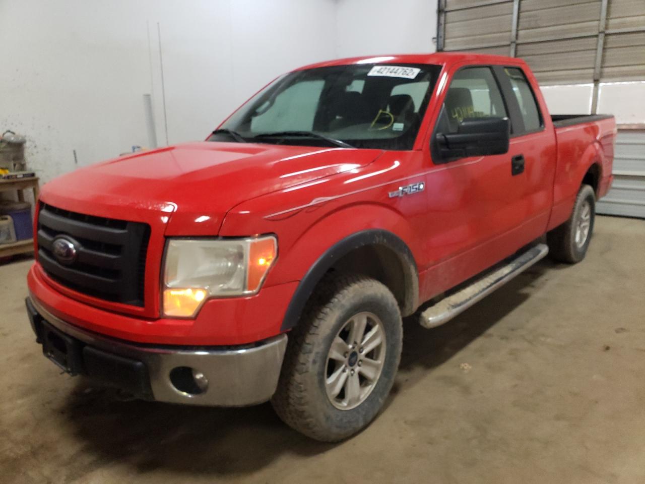 Photo 2 from auction – 2011 FORD F150 SUPER with VIN 1FTFX1EF8BFB31878