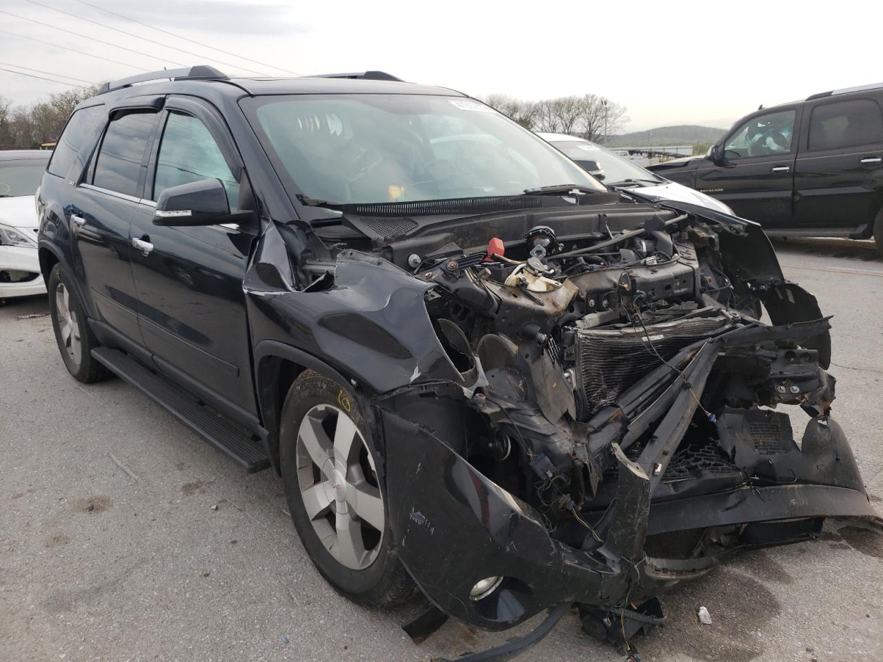 GMC ACADIA SLT 2011 with VIN 1GKKVSED0BJ175769 - Photo from auction