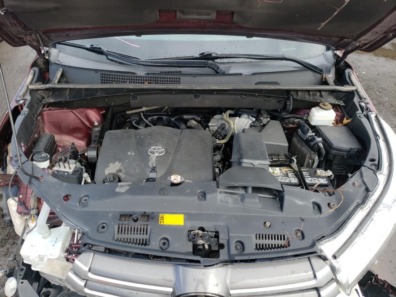 Photo 7 from auction – 2019 TOYOTA HIGHLANDER with VIN 5TDBZRFH5KS963895