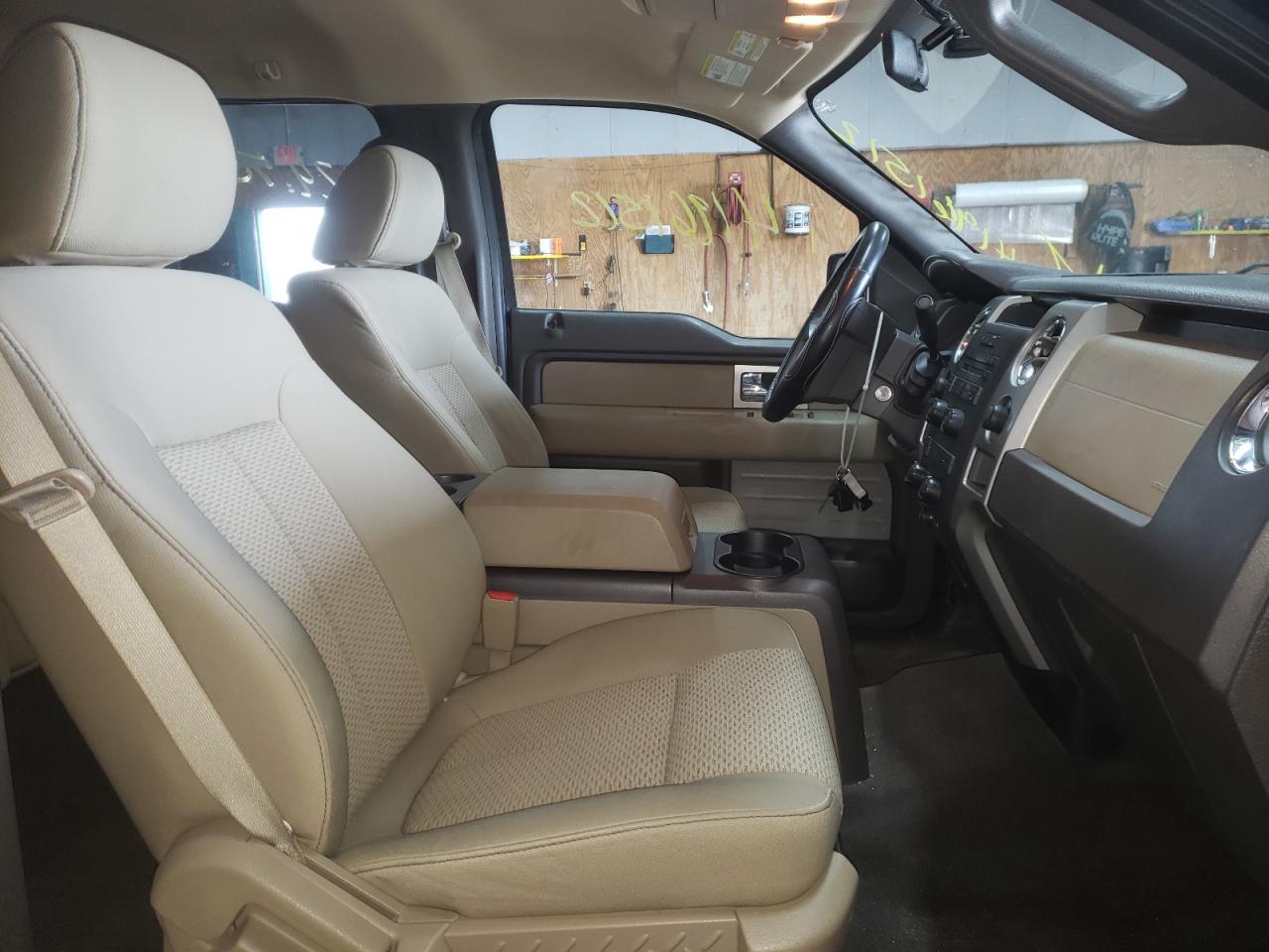 Photo 5 from auction – 2010 FORD F150 SUPER with VIN 1FTFW1EV4AFA11570