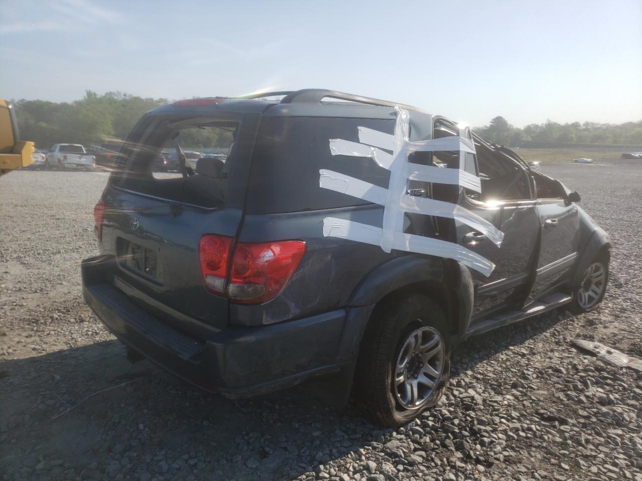 Photo 4 from auction – 2005 TOYOTA SEQUOIA SR with VIN 5TDZT34A75S245725