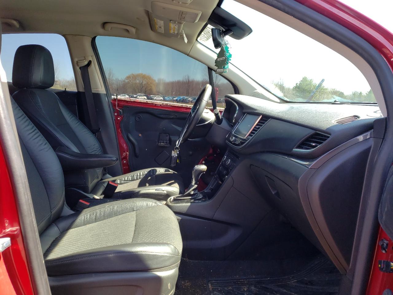 Photo 5 from auction – 2017 BUICK ENCORE PRE with VIN KL4CJESB7HB157735