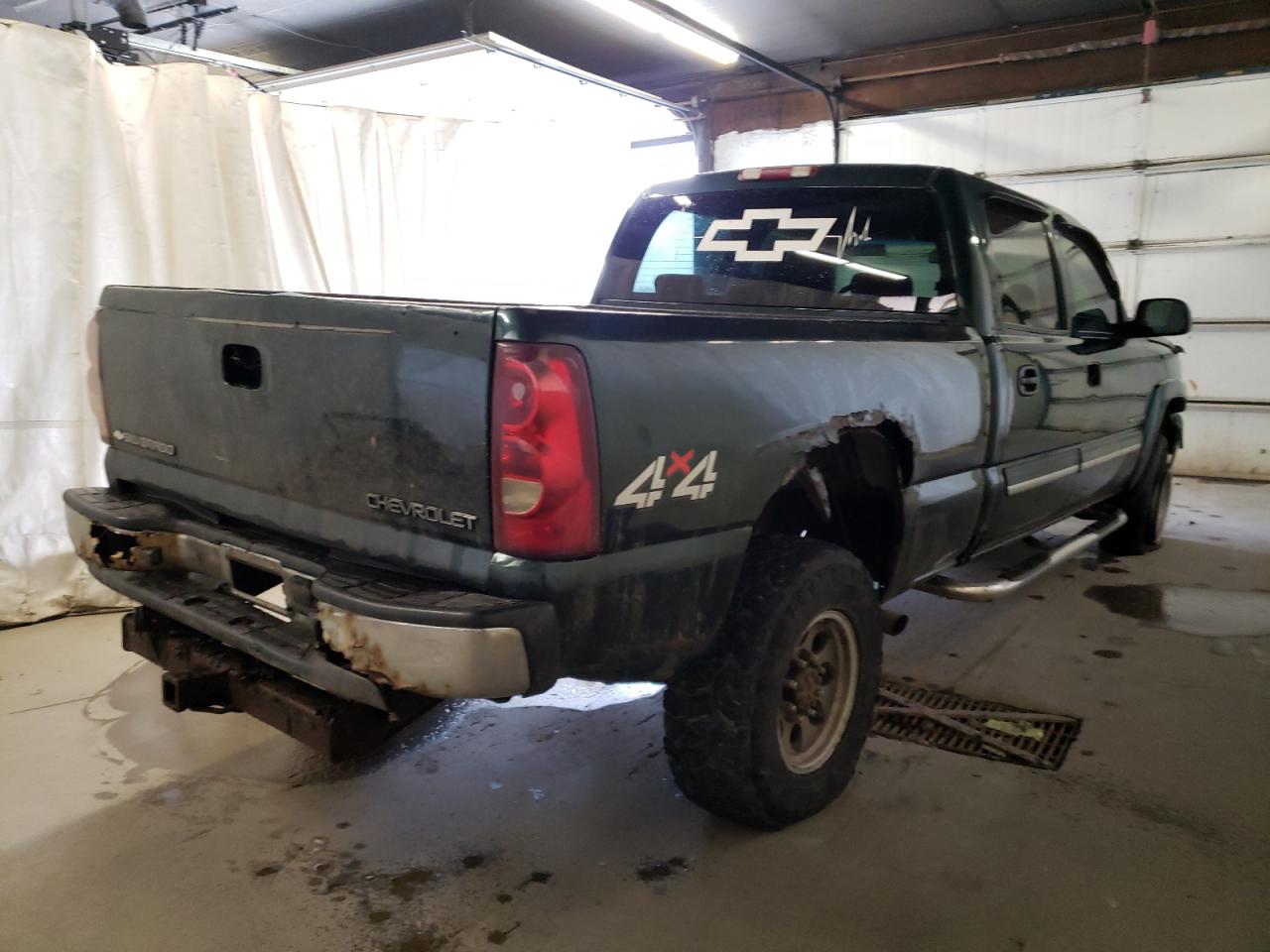 Photo 4 from auction – 2003 CHEVROLET SILVERADO with VIN 1GCHK23U83F105684
