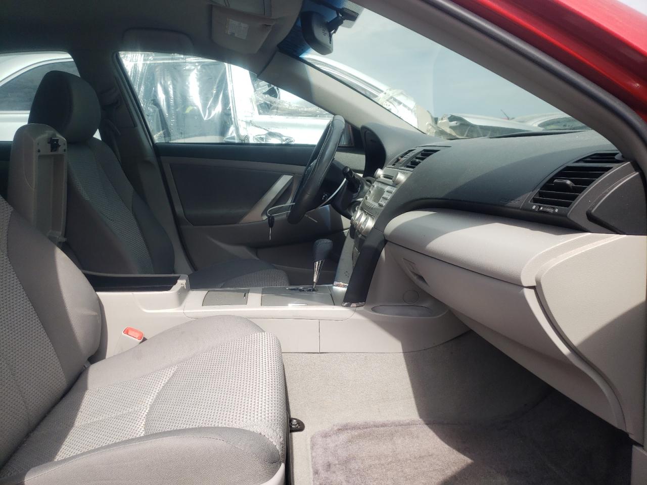 Zdjęcie 5 z aukcji – 2011 TOYOTA CAMRY BASE z VIN 4T1BF3EK9BU724778