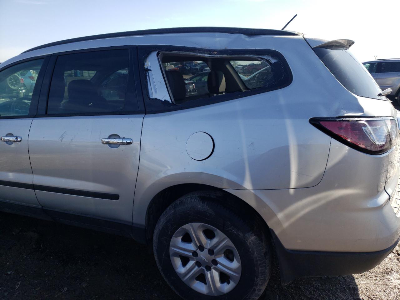Zdjęcie 9 z aukcji – 2014 CHEVROLET TRAVERSE L z VIN 1GNKRFEDXEJ321887
