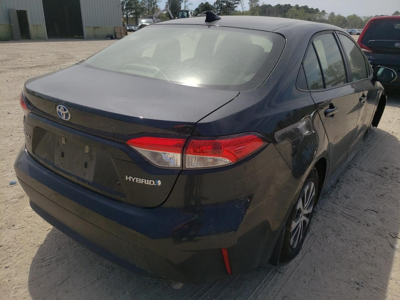 Photo 4 from auction – 2020 TOYOTA COROLLA LE with VIN JTDEBRBE2LJ029821