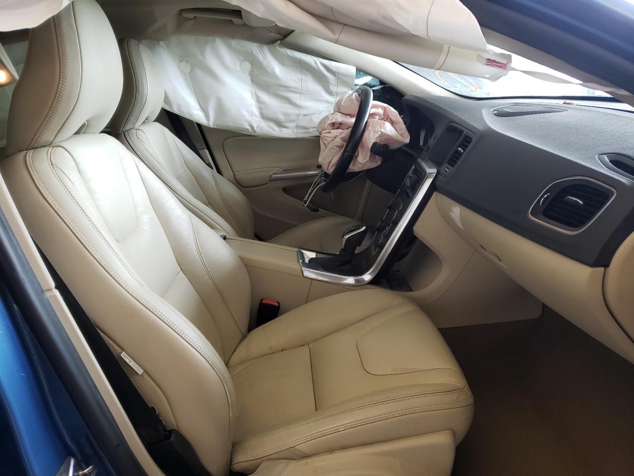 Photo 5 from auction – 2014 VOLVO S60 T5 with VIN YV1612FH6E1289980
