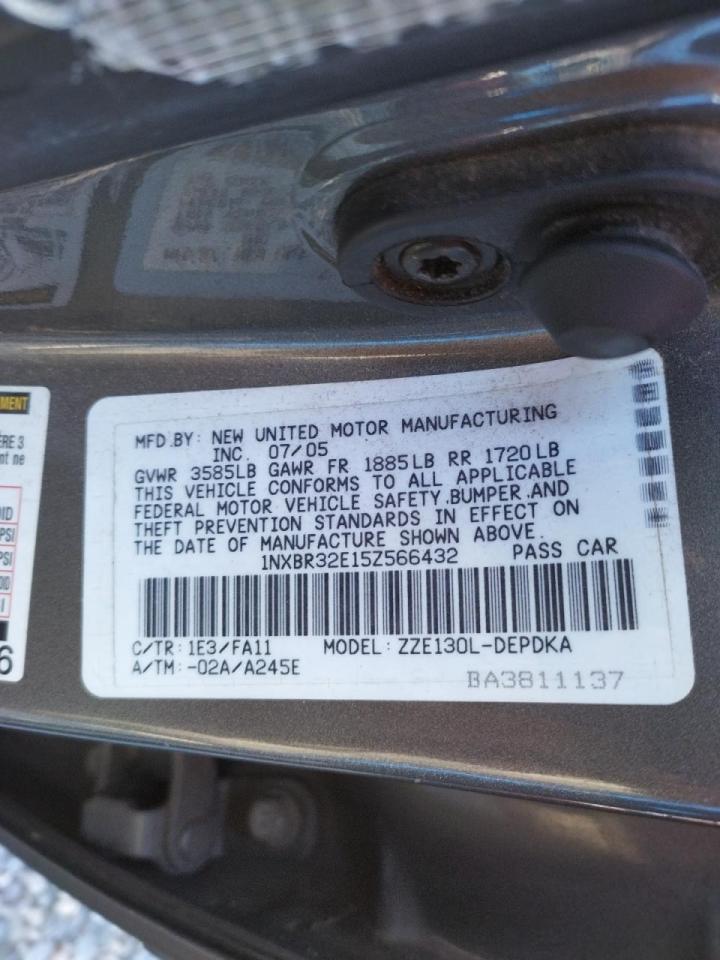 Photo 10 from auction – 2005 TOYOTA COROLLA with VIN 1NXBR32E15Z566432
