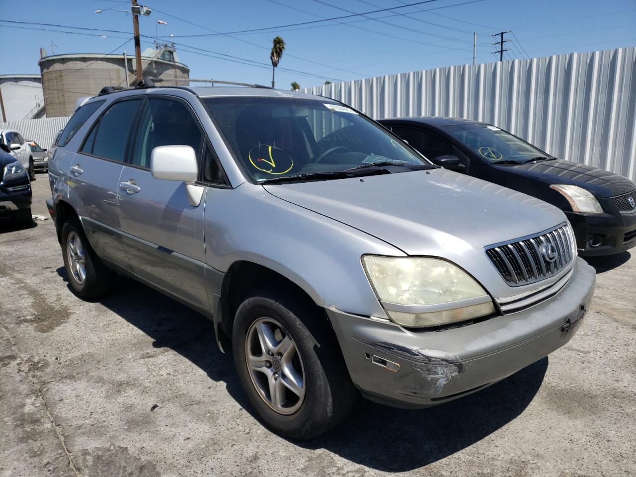 صورة رقم 1 من المزاد - 2001 LEXUS RX 300 مع VIN JTJGF10U610085706
