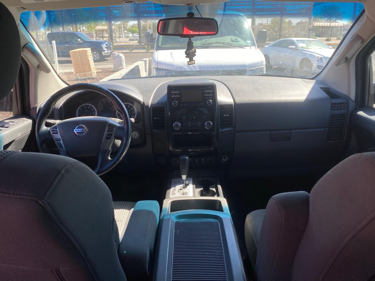 Photo 9 from auction – 2013 NISSAN TITAN S with VIN 1N6BA0ED2DN309945