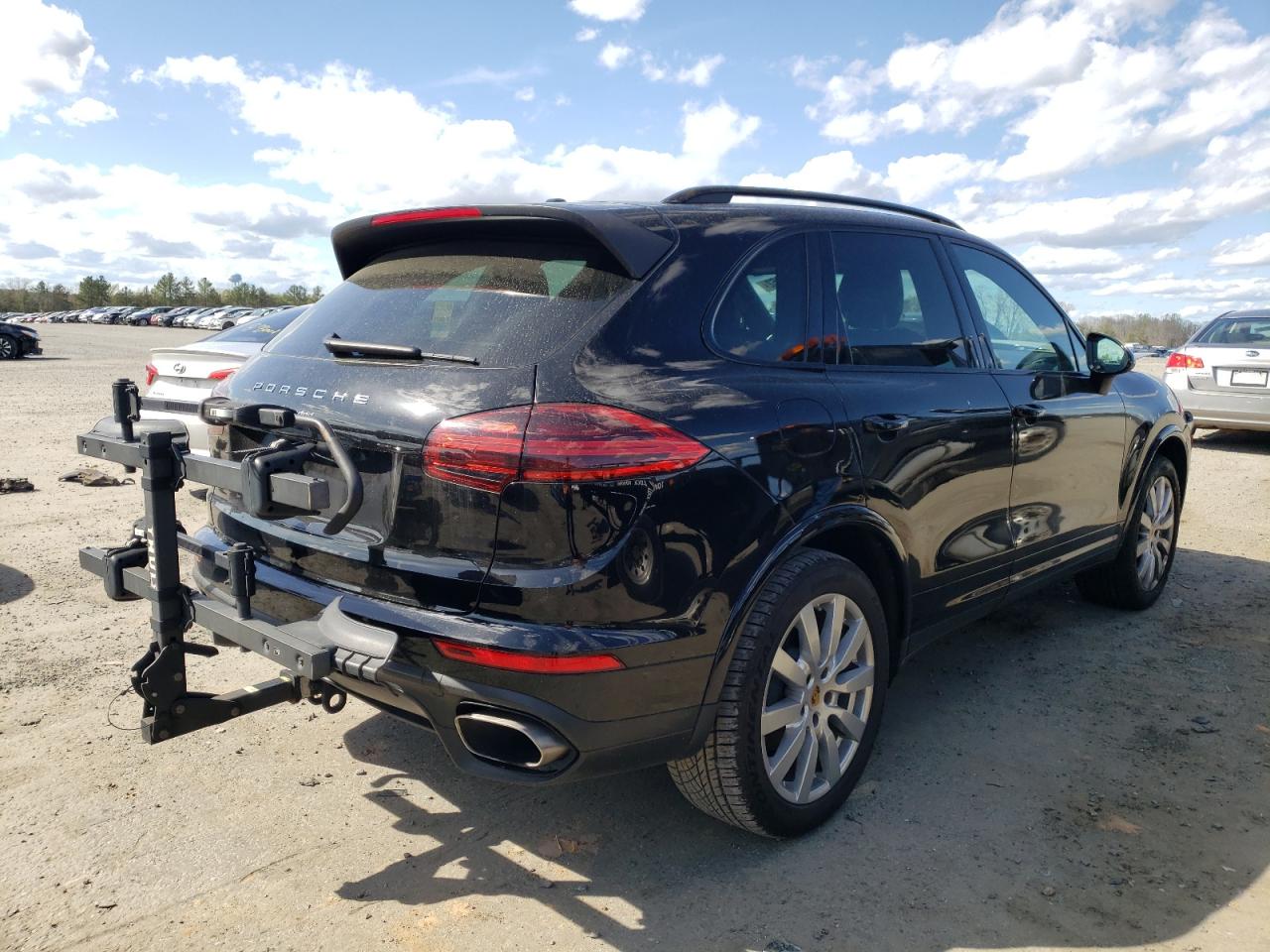 Photo 4 from auction – 2017 PORSCHE CAYENNE with VIN WP1AA2A21HKA87337