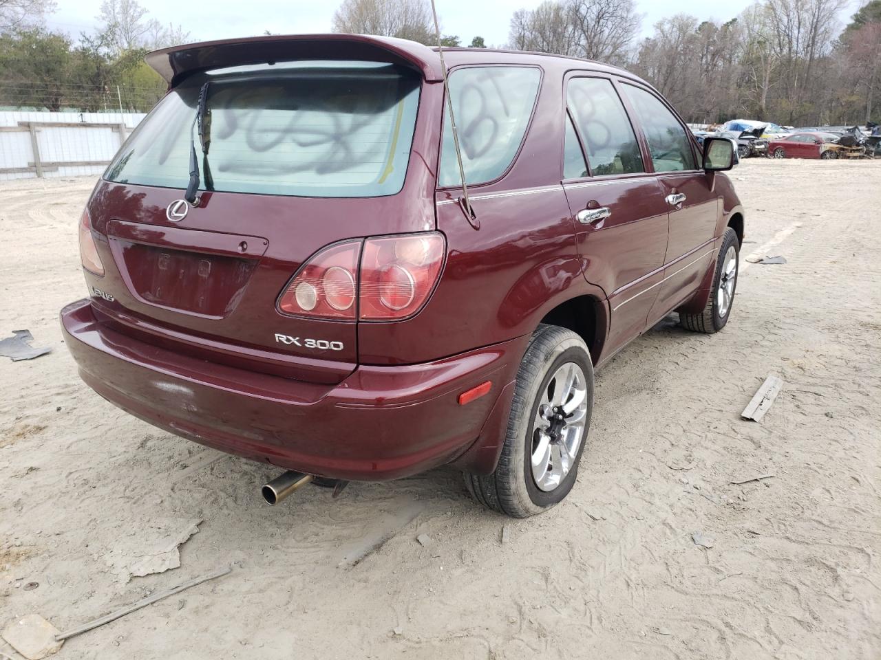Photo 4 from auction – 2000 LEXUS RX 300 with VIN JT6HF10U0Y0096659