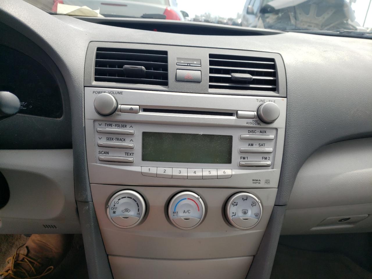 Photo 9 from auction – 2010 TOYOTA CAMRY BASE with VIN 4T4BF3EK5AR074884