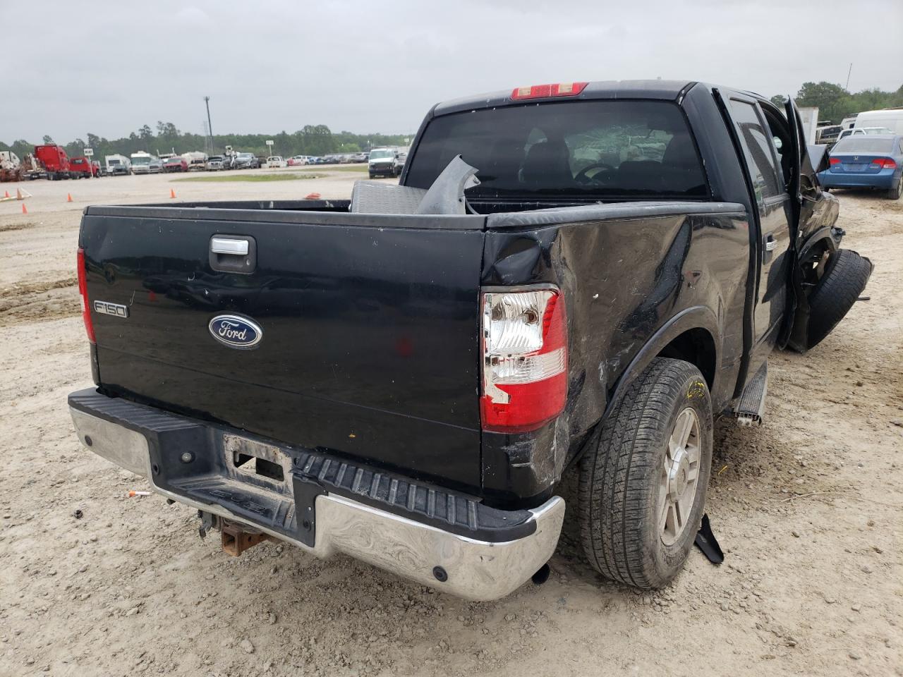 Photo 4 from auction – 2005 FORD F150 SUPER with VIN 1FTPW12535FB28930