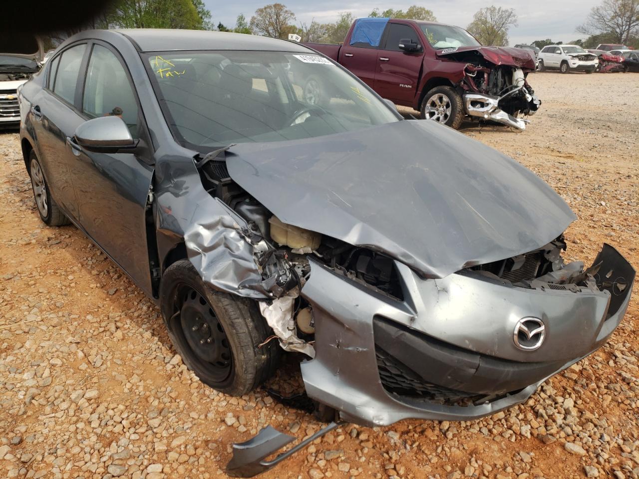 Photo 1 from auction – 2013 MAZDA 3 I with VIN JM1BL1TFXD1726647