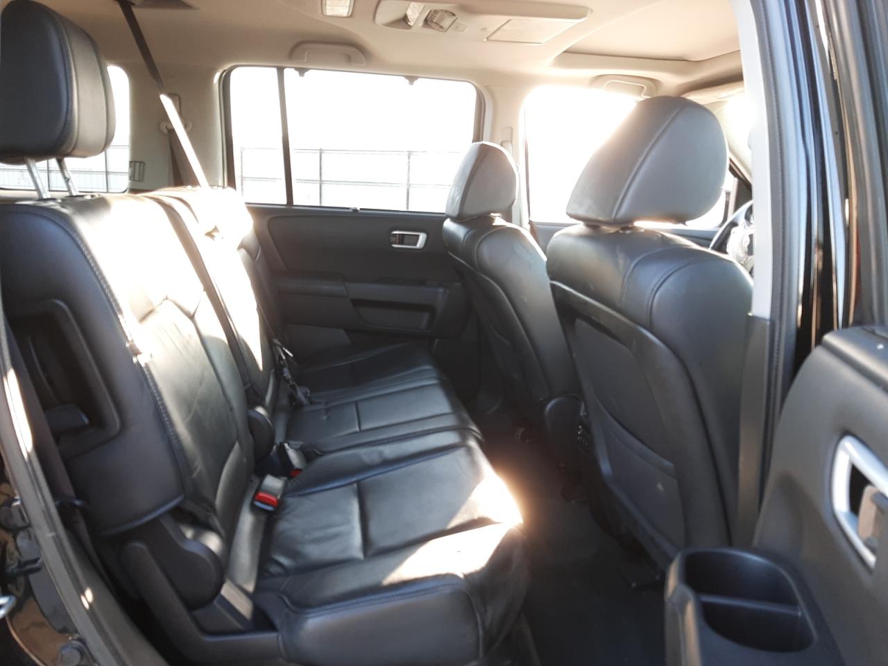 Photo 6 from auction – 2014 HONDA PILOT TOUR with VIN 5FNYF4H92EB035174