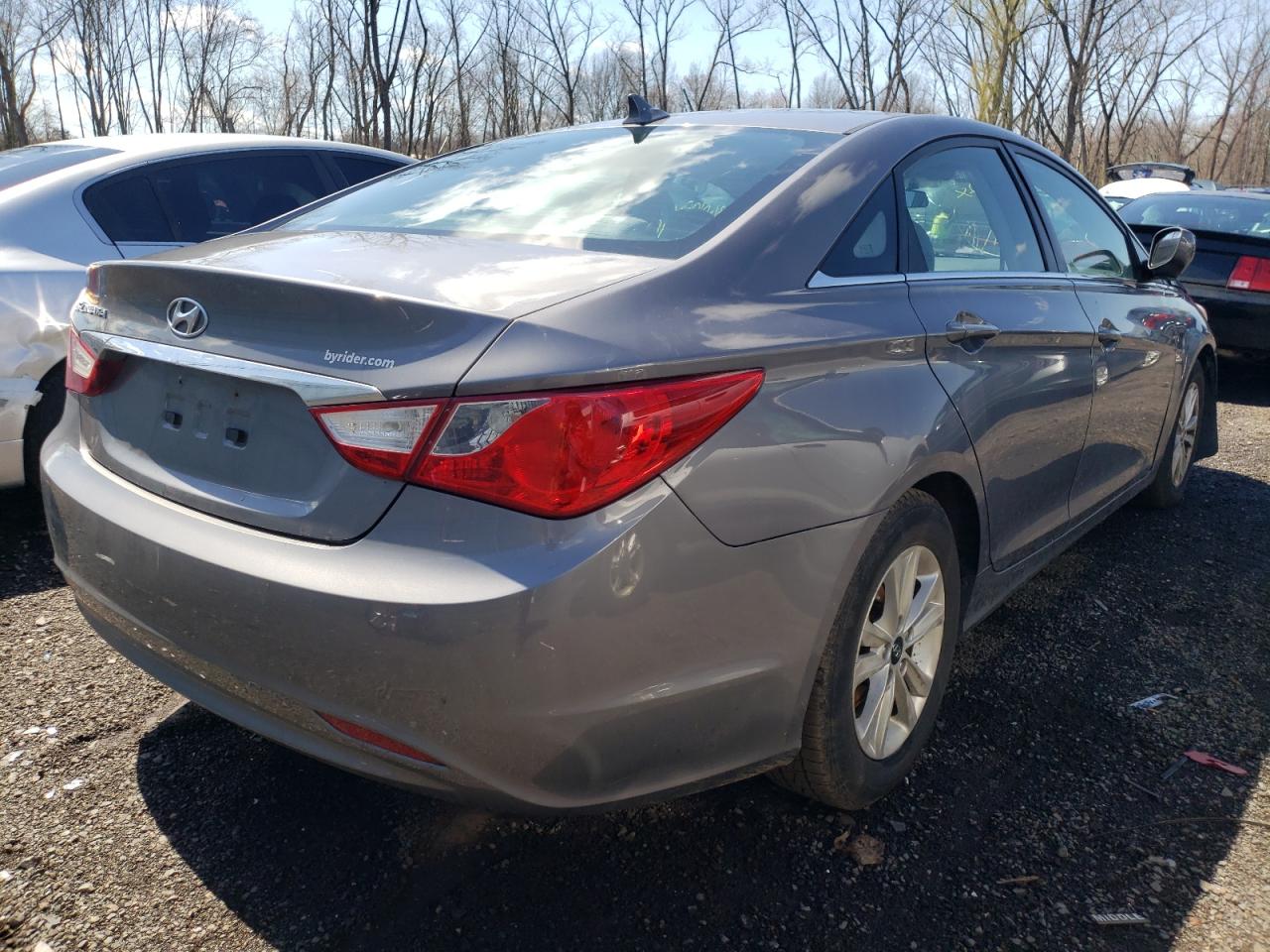 Photo 4 from auction – 2011 HYUNDAI SONATA GLS with VIN 5NPEB4AC3BH044256