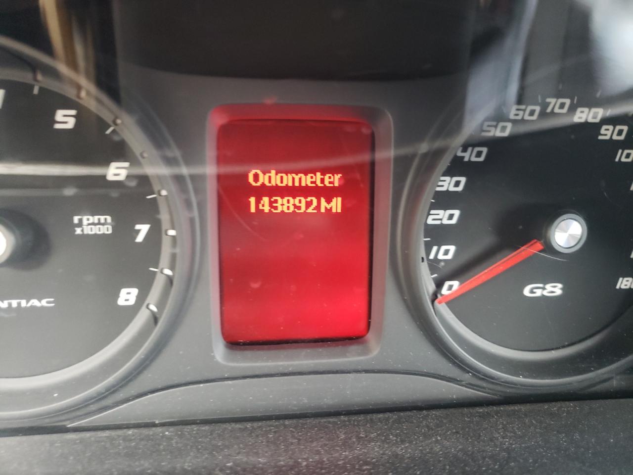 صورة رقم 8 من المزاد - 2009 PONTIAC G8 مع VIN 6G2ER57789L211347