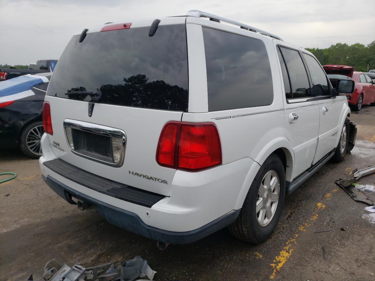Photo 4 from auction – 2006 LINCOLN NAVIGATOR with VIN 5LMFU27586LJ16185