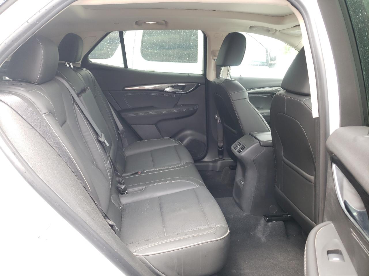 Photo 6 from auction – 2021 BUICK ENVISION E with VIN LRBFZNR48MD110553