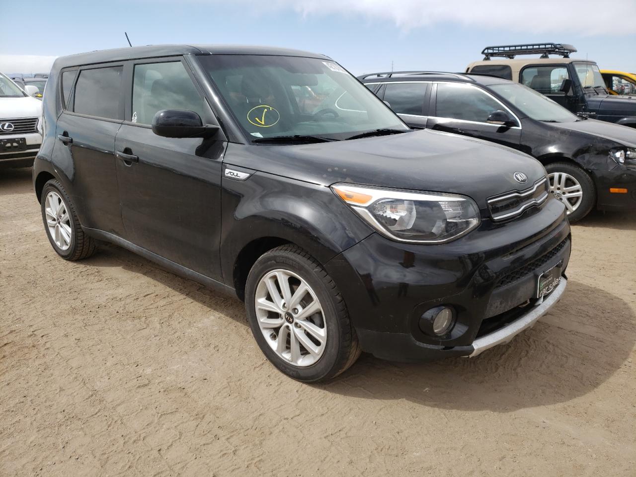 KIA SOUL + 2018 with VIN KNDJP3A56J7610182 - Photo from auction