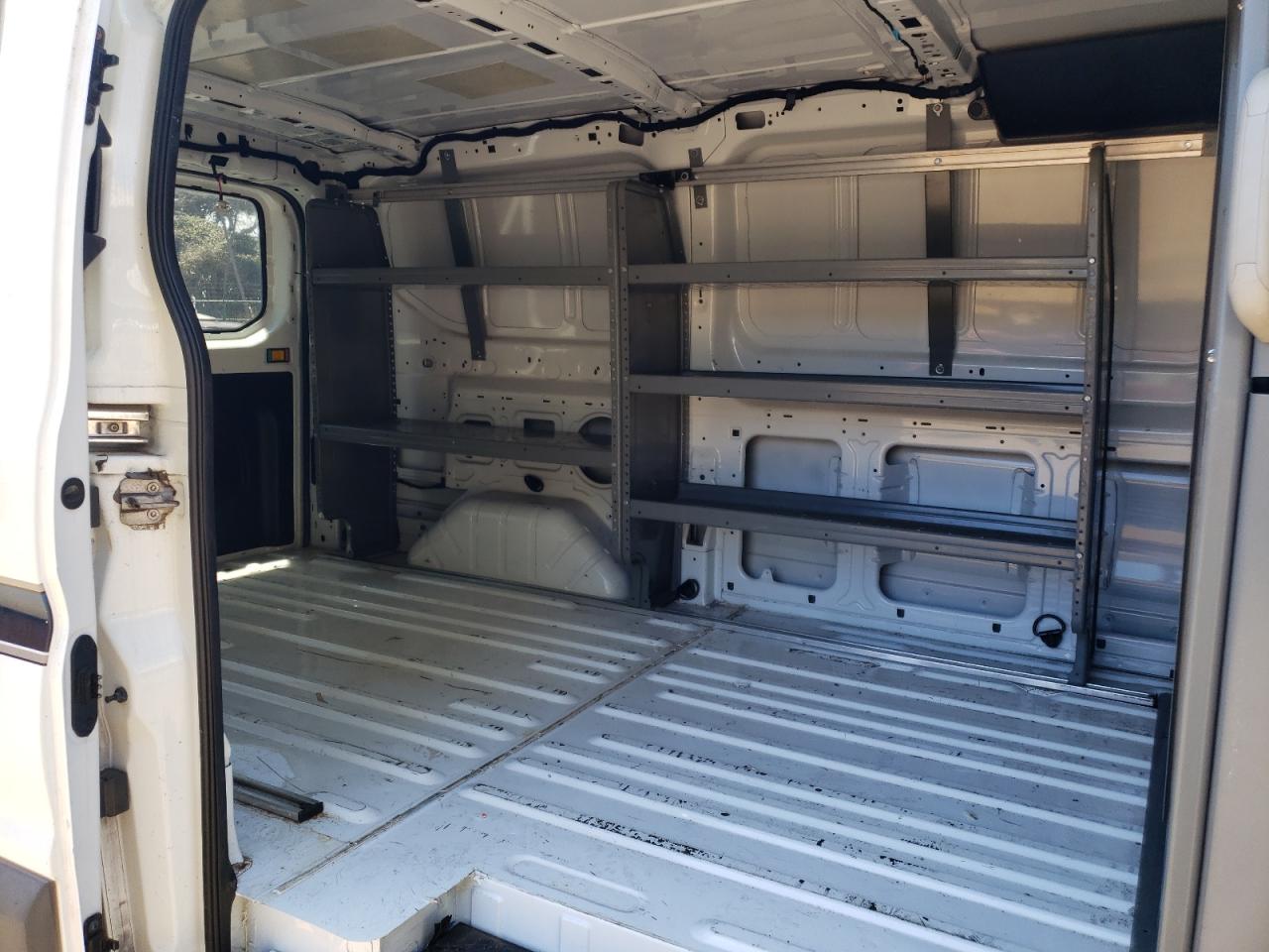 Photo 6 from auction – 2016 FORD TRANSIT T- with VIN 1FTYE1YM7GKA15174