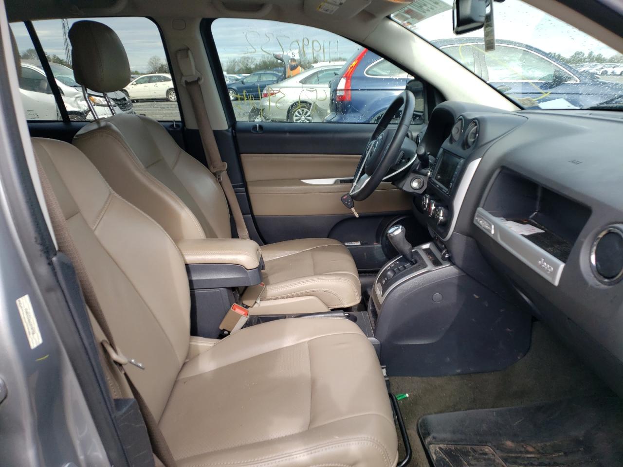 Photo 5 from auction – 2016 JEEP COMPASS LA with VIN 1C4NJCEA6GD747790