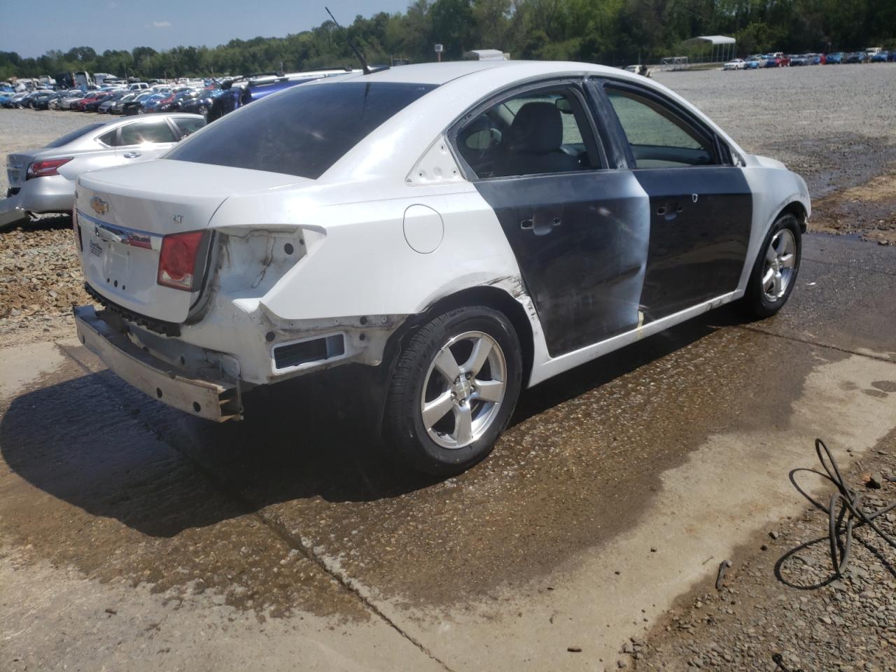 Photo 4 from auction – 2014 CHEVROLET CRUZE LT with VIN 1G1PC5SB6E7168430