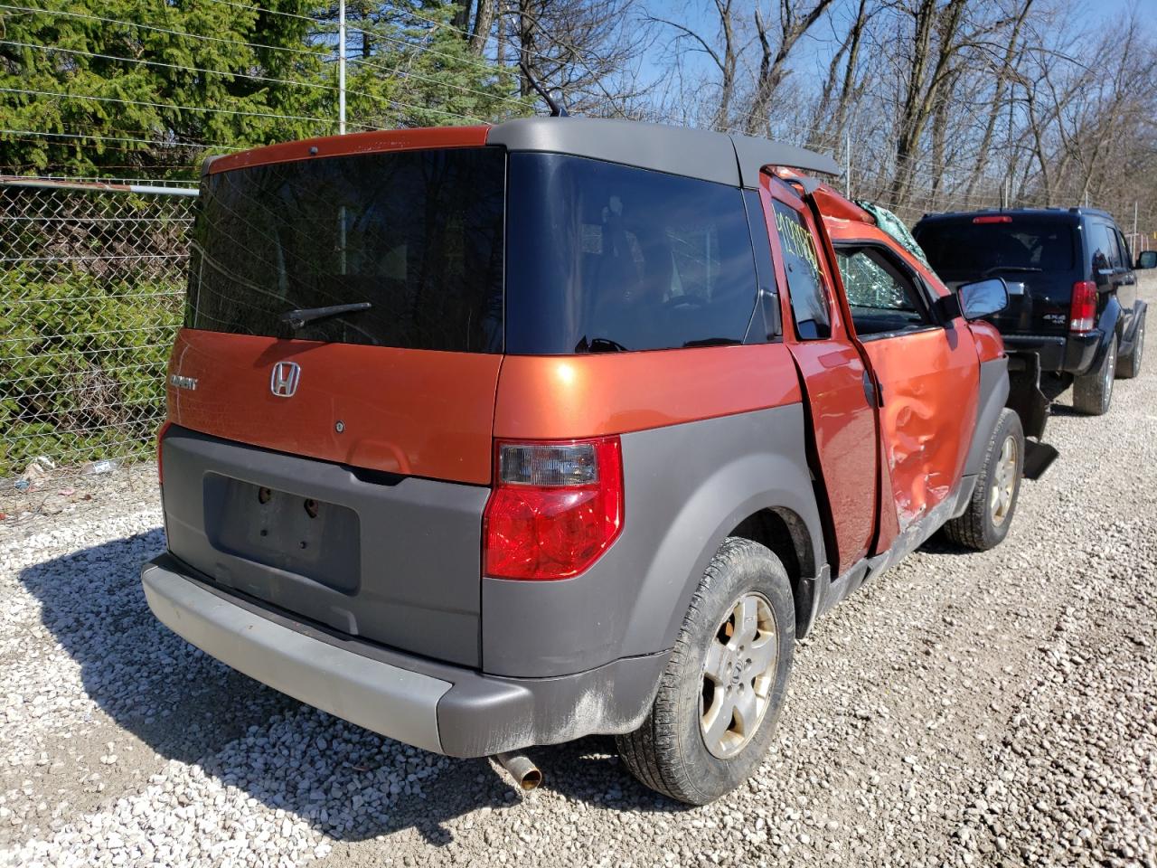 Photo 4 from auction – 2003 HONDA ELEMENT EX with VIN 5J6YH28673L039486