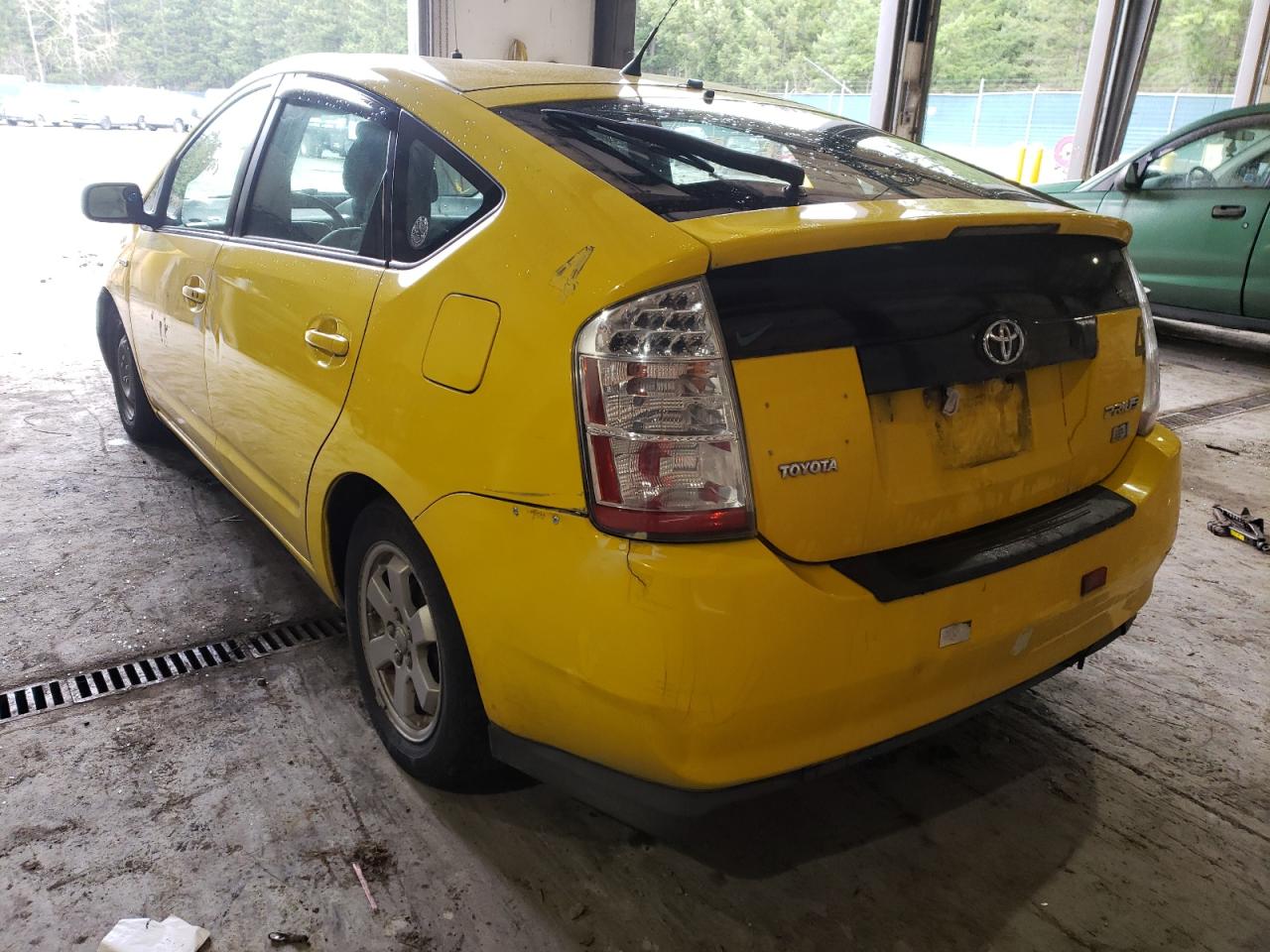 Photo 3 from auction – 2007 TOYOTA PRIUS with VIN JTDKB20U673269338