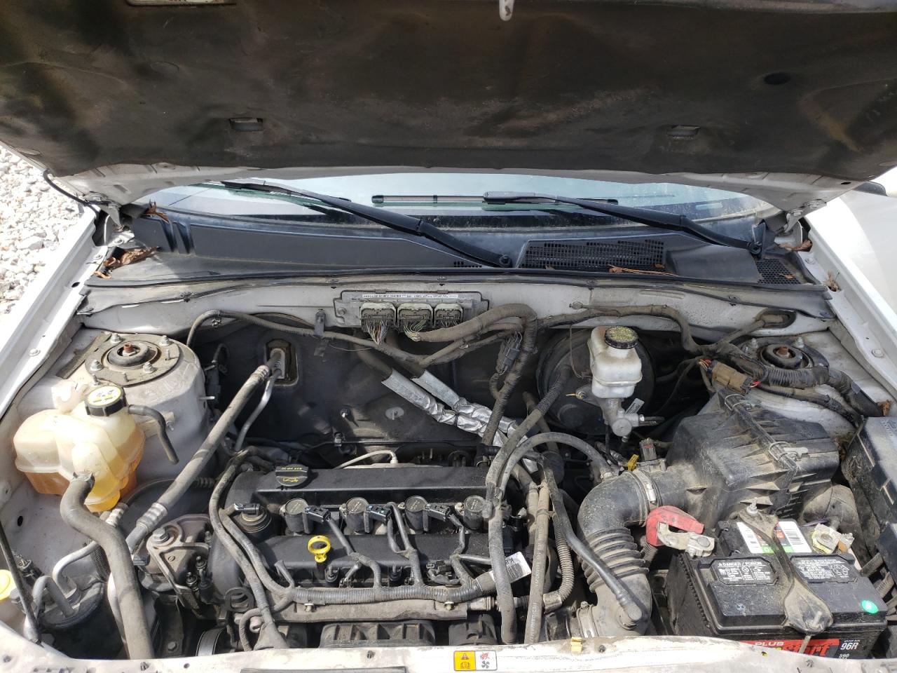 Photo 17 from auction – 2011 FORD ESCAPE LIM with VIN 1FMCU0E71BKA74036