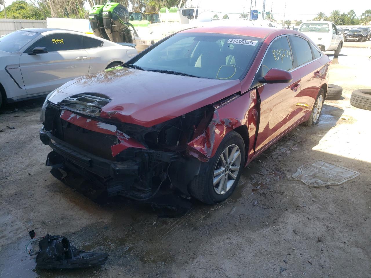 Photo 2 from auction – 2015 HYUNDAI SONATA SE with VIN 5NPE24AF8FH039294