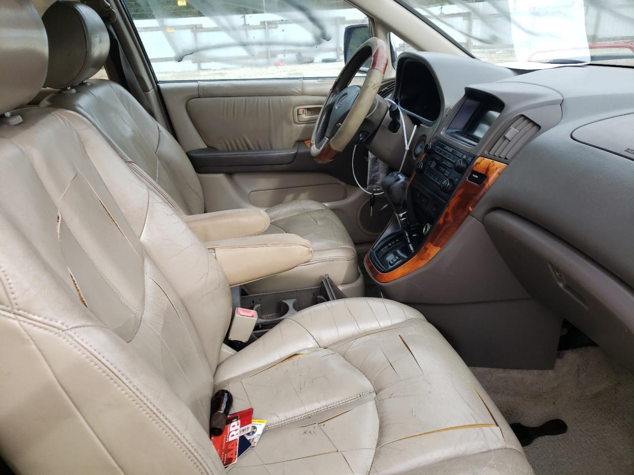 Photo 5 from auction – 2000 LEXUS RX 300 with VIN JT6HF10U0Y0096659
