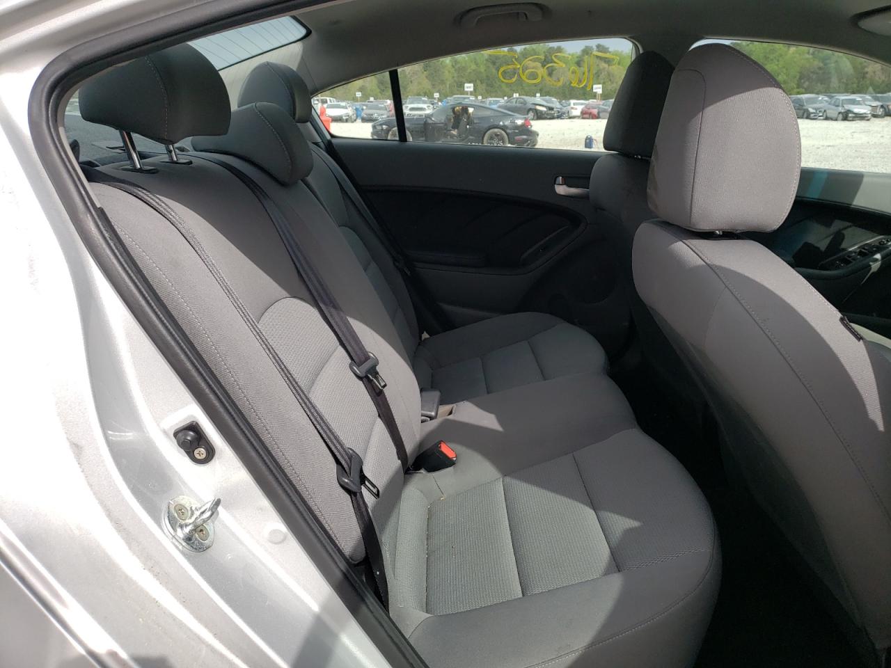 Photo 6 from auction – 2017 KIA FORTE with VIN 3KPFK4A79HE010004