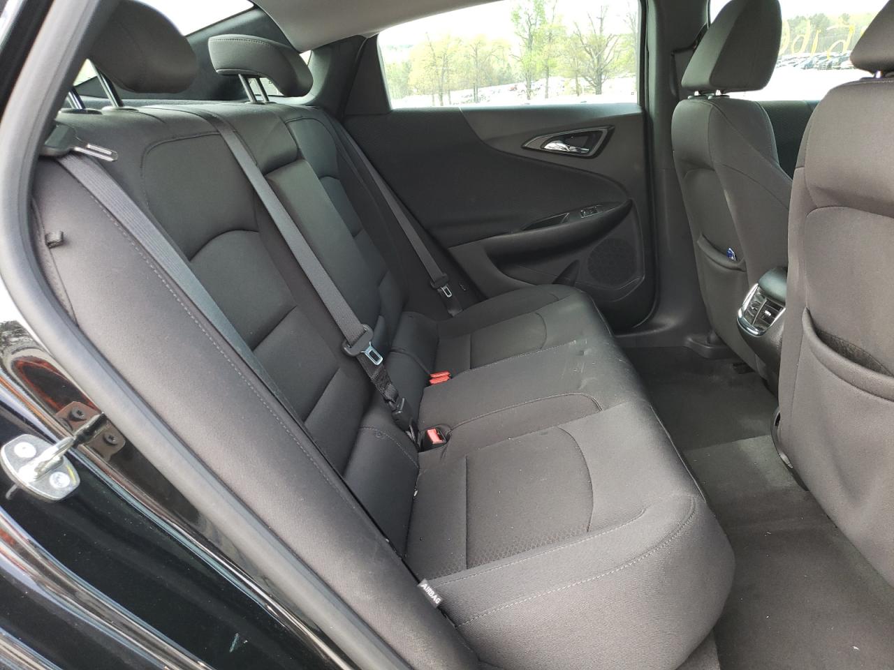 Photo 6 from auction – 2016 CHEVROLET MALIBU LT with VIN 1G1ZE5ST8GF204963